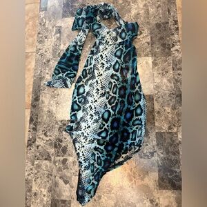 Fashion Nova Blue Snake Print Bodysuit